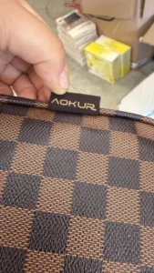 AOKUR brown checkered travel cosmetic bag - Image 2